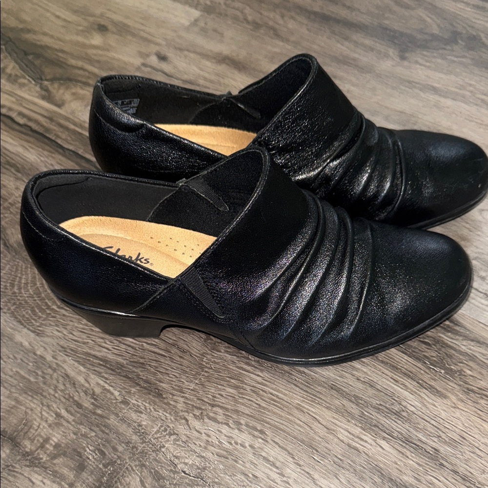 Clarks Women's Emily 2 Cove Loafers - Size 10W